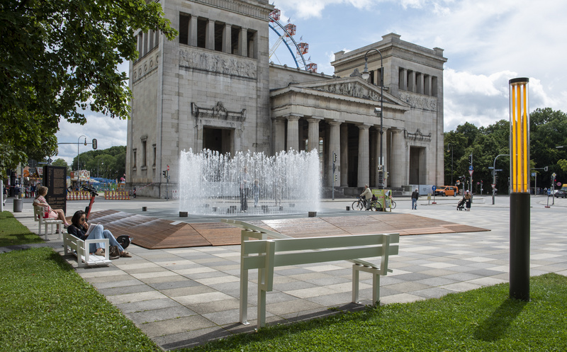 Jeppe Hein, Raum in Bewegung / Bewegung im Raum, 2002